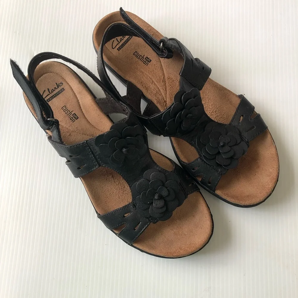 Clarks Women’s Leisa Claytin Black Floral Leather Slingback Sandals size 9.5